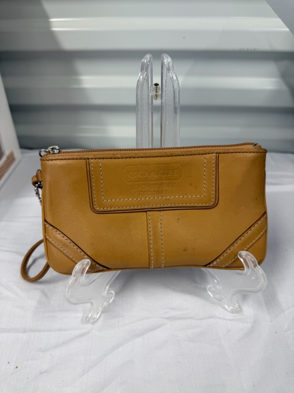 Vintage Coach Tan Leather Wristlet Pouch
